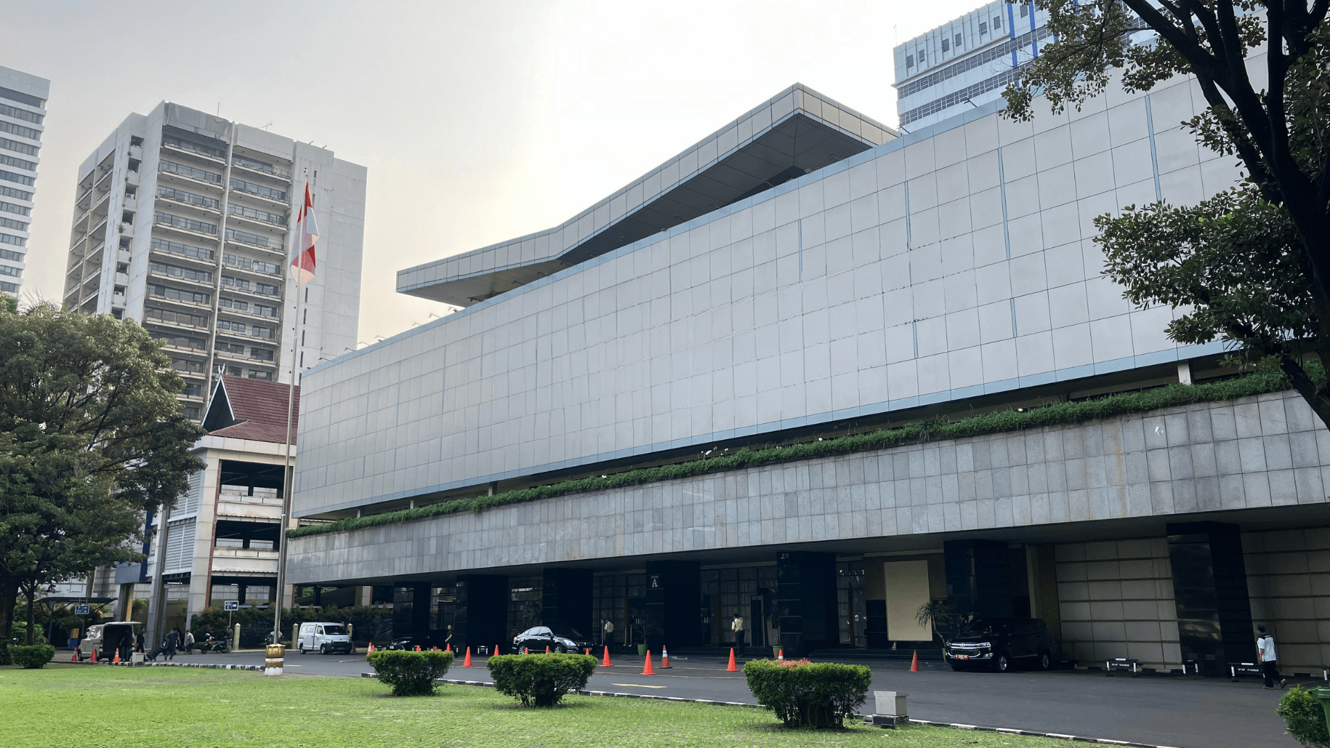 De-prioritiasi Sektor Pendidikan dalam Perspektif Hukum Hak Asasi Manusia Internasional